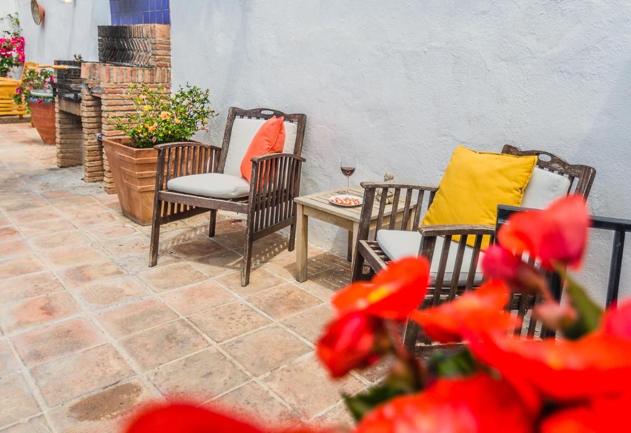 Casa Mundo - 16Th Century Traditional White Village House With Pool Pinos del Valle Exterior foto